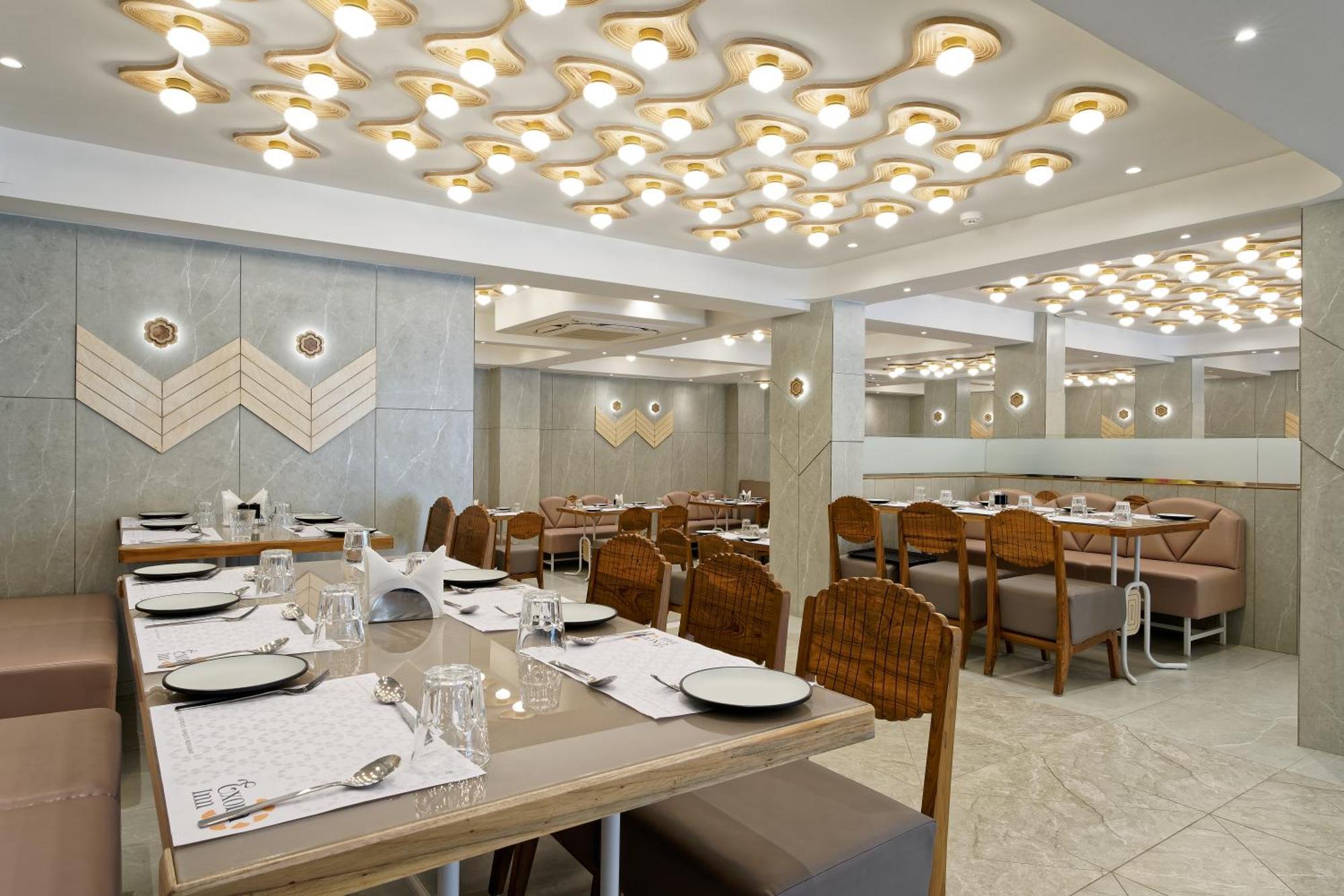 Exora Inn Ahmedabad Eksteriør billede