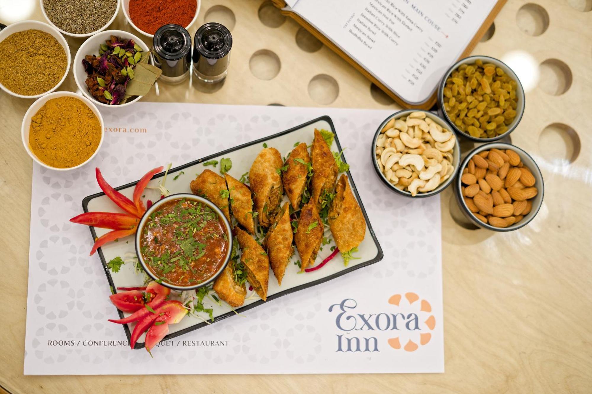 Exora Inn Ahmedabad Eksteriør billede