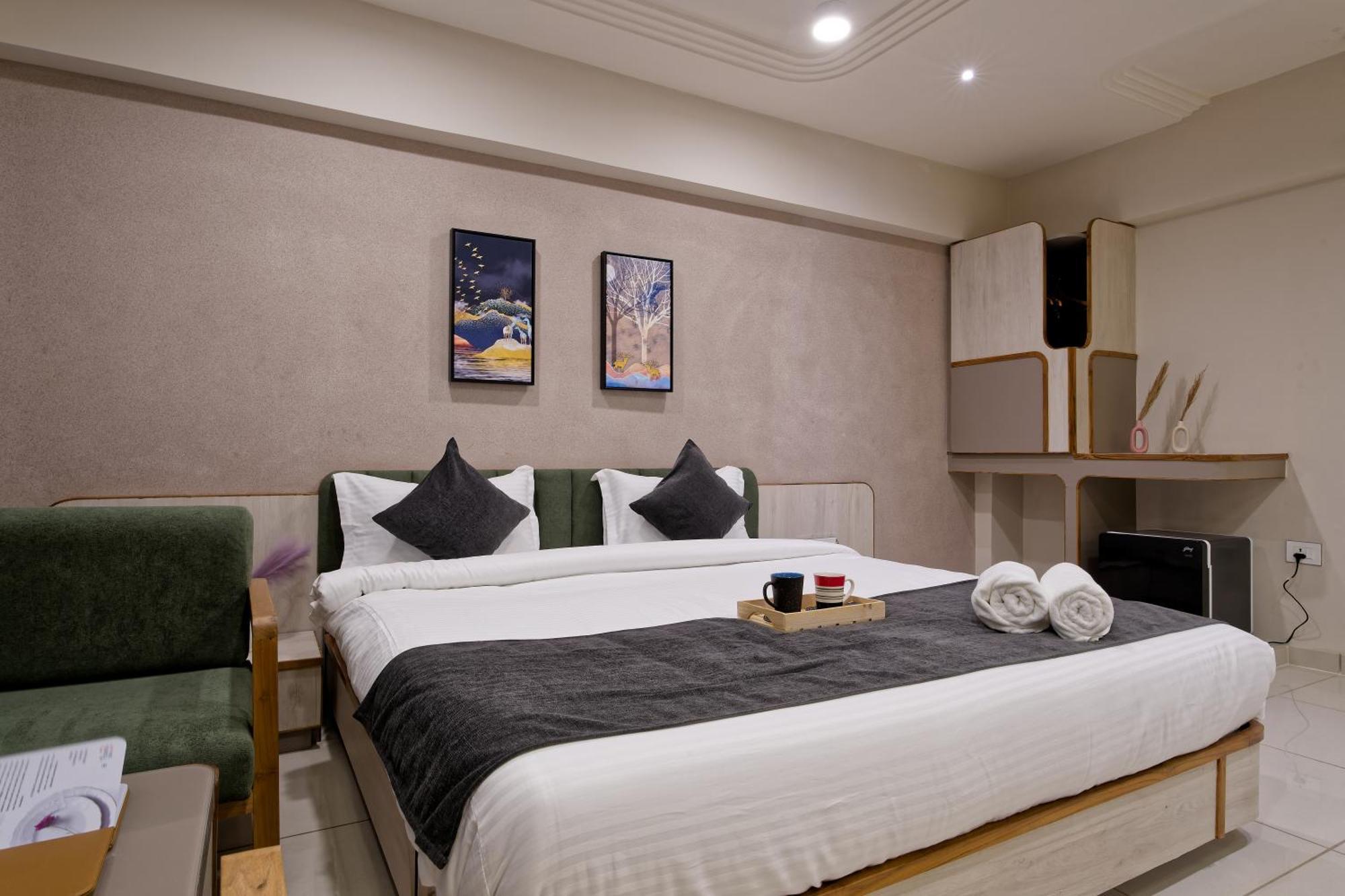 Exora Inn Ahmedabad Eksteriør billede